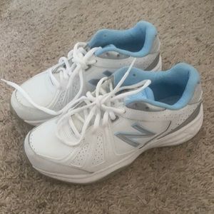 Blue and white new balances only worn a few times